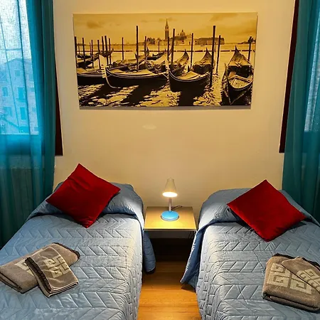 Tintoretto 1 Con Terrazza Sopra Il Tetto, 3 Bagni, 3 Grandi Da Letto, Super Nuovo Apartment *