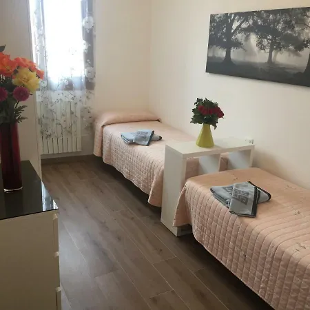Tintoretto 1 Con Terrazza Sopra Il Tetto, 3 Bagni, 3 Grandi Da Letto, Super Nuovo Apartment *