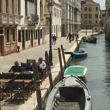 Appartement Tintoretto 1 Con Terrazza Sopra Il Tetto, 3 Bagni, 3 Grandi Da Letto, Super Nuovo