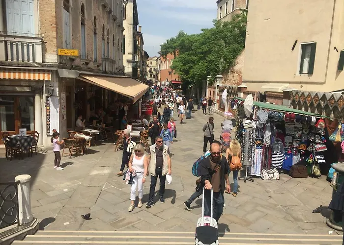 Tintoretto 1 Con Terrazza Sopra Il Tetto, 3 Bagni, 3 Grandi Da Letto, Super Nuovo Apartment *
