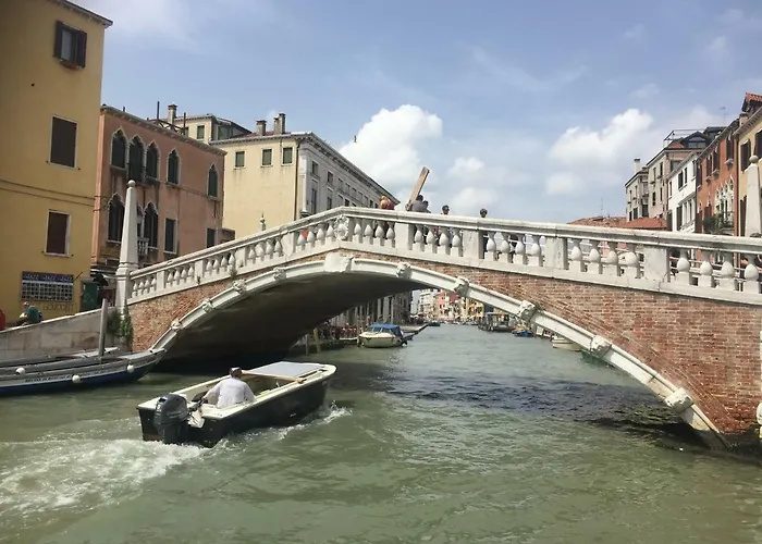 Apartment Tintoretto 1 Con Terrazza Sopra Il Tetto, 3 Bagni, 3 Grandi Da Letto, Super Nuovo
